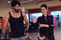 Meelo Evaru Koteeswarudu Movie Photos